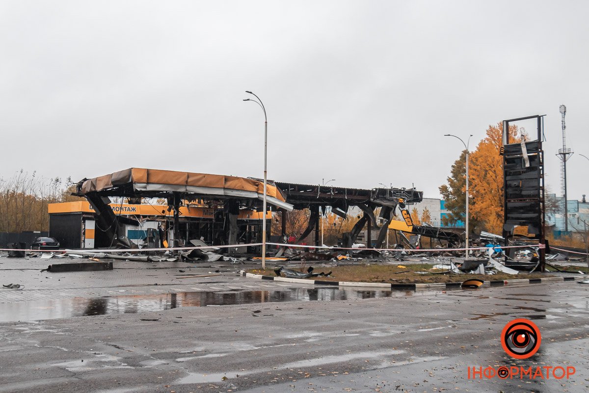 Знищений АЗК