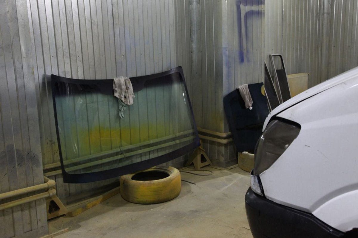 Найбільша проблема - знайти скло