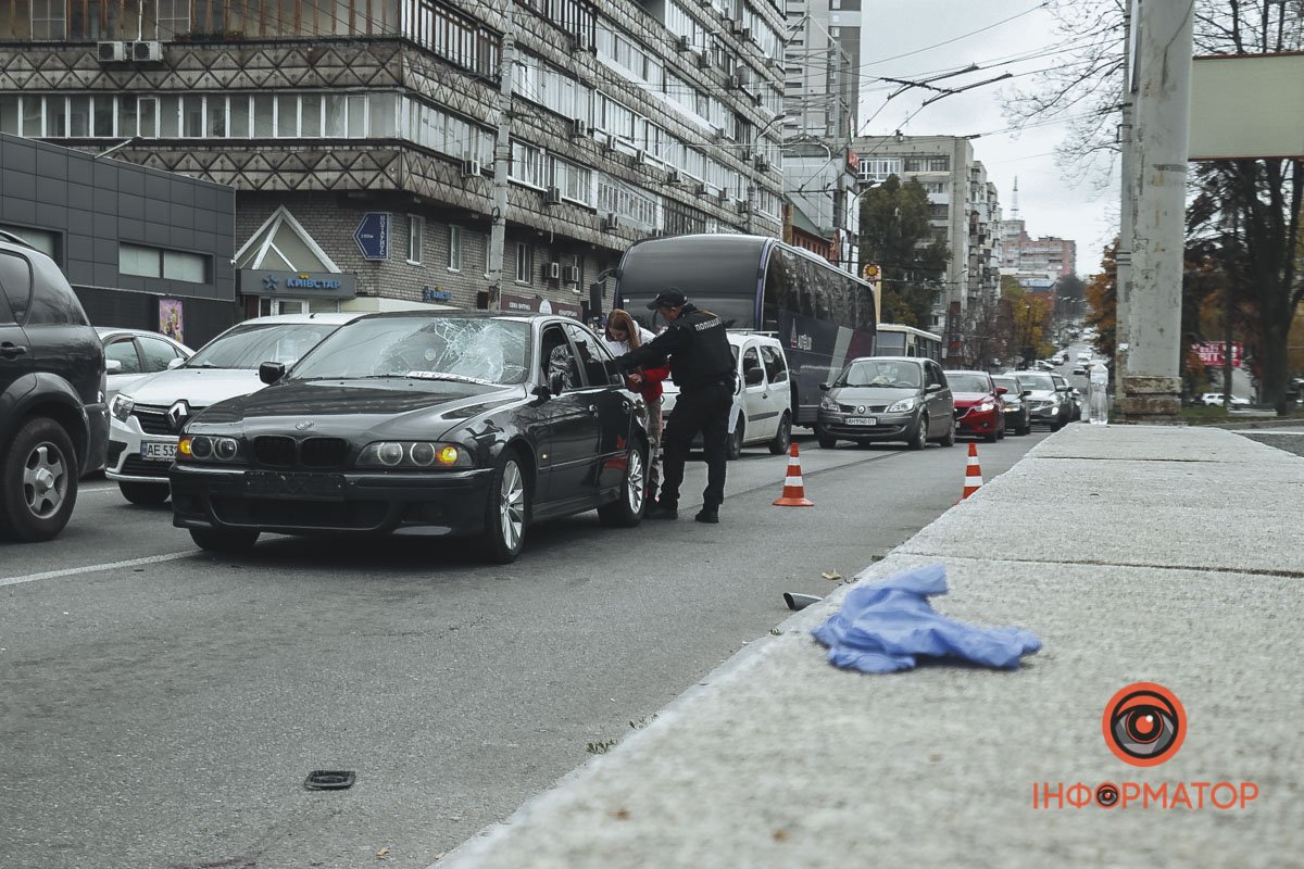 BMW збила пішохода BMW збила пішохода