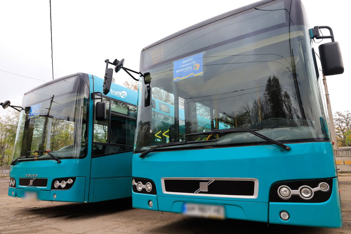 Аби знайти автобуси у хорошому стані знадобилося майже три тижні