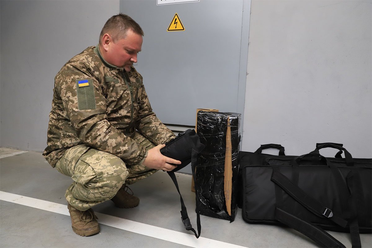 Рушниці працюють як генератор радіоперешкод