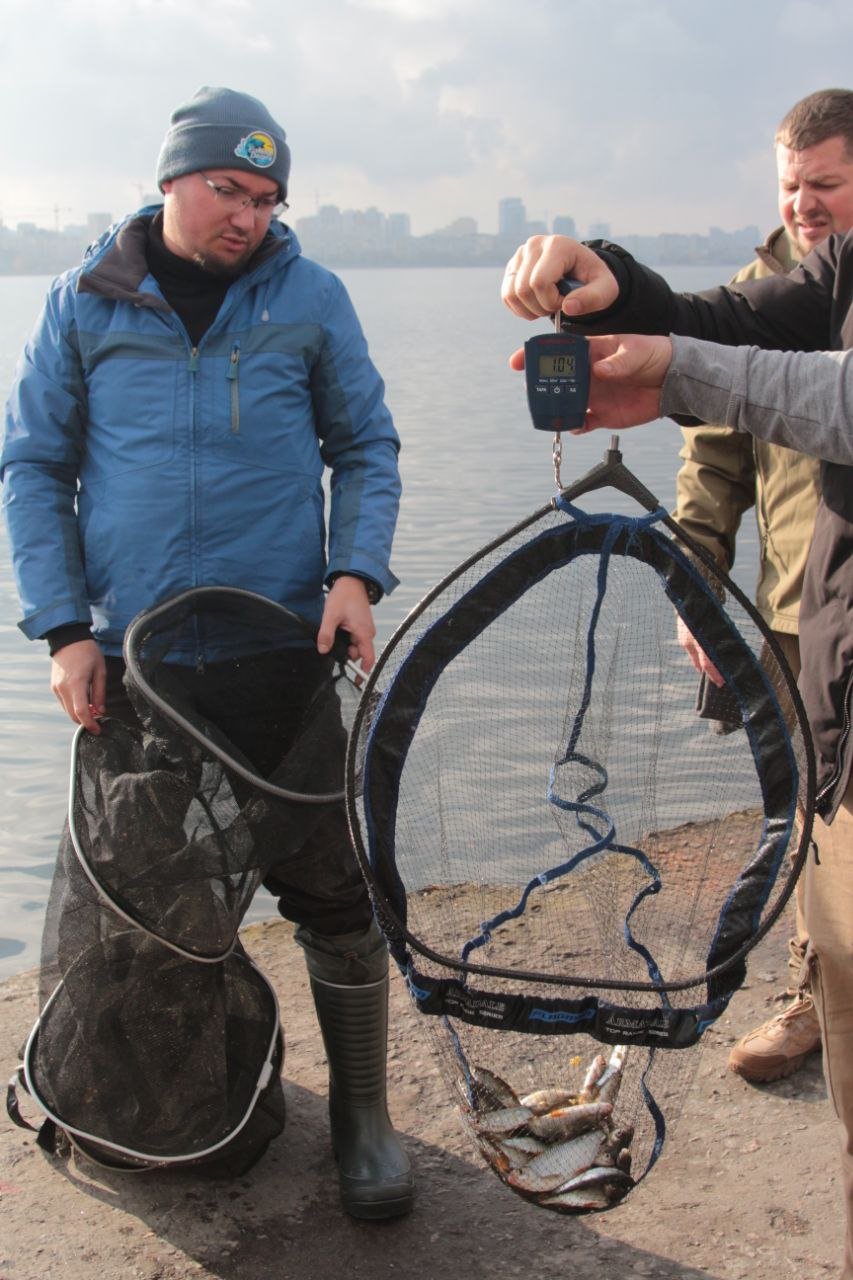 Для допомоги військовим Для допомоги військовим