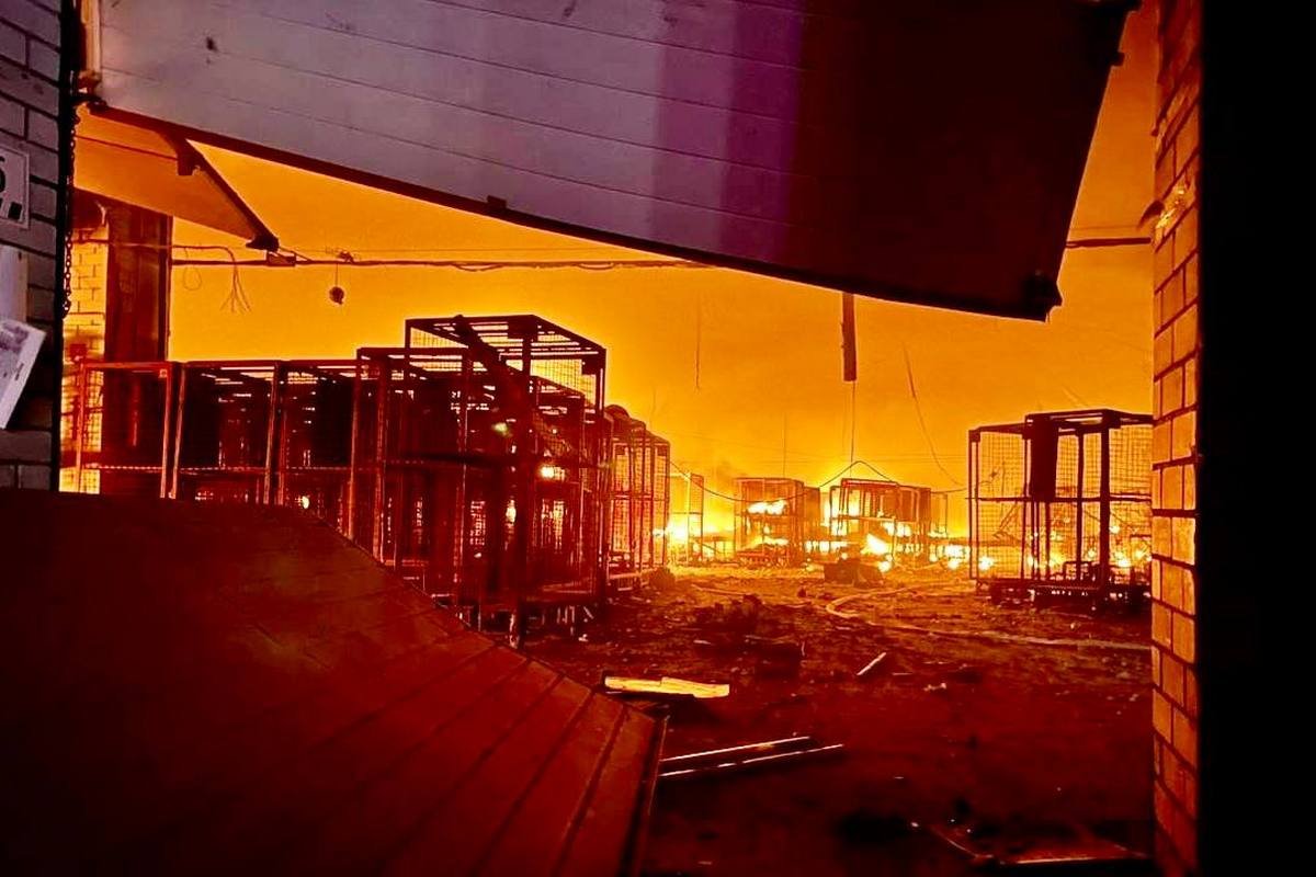 Площа пожежі - понад 3000 квадратиних метрів