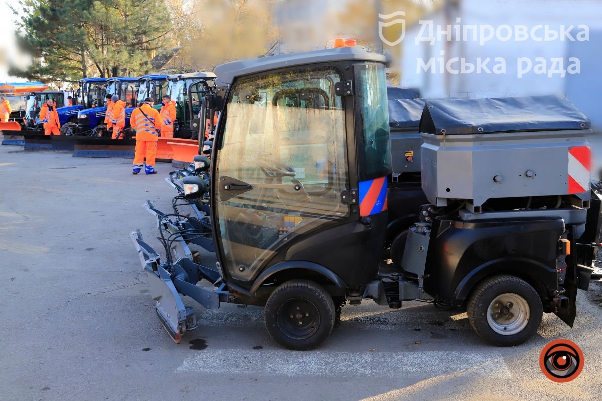 Прохання не лишати машини на узбіччі