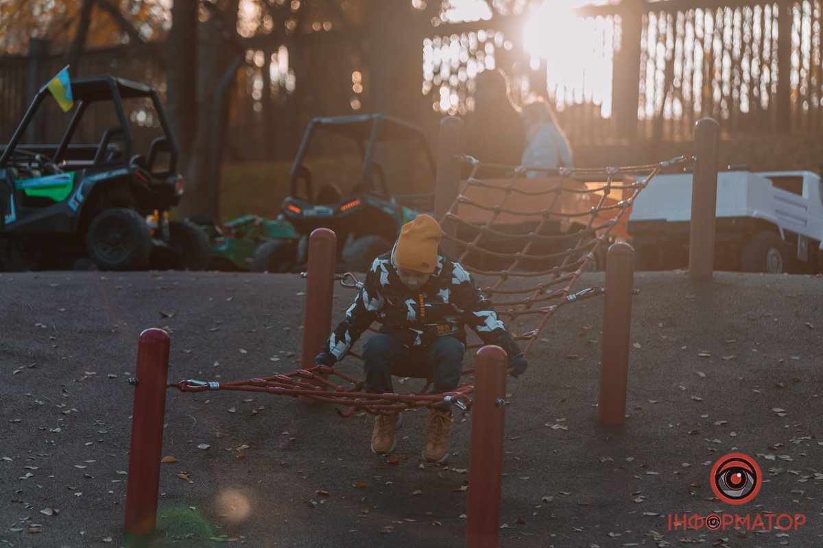 Дитячі забавки Дитячі забавки