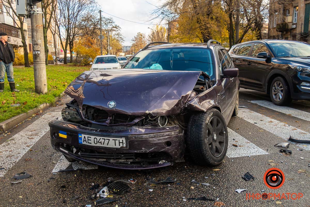 За попередньою інформацією від патрульних, водій Citroen рухався у напрямку Степана Бандери та не надав перевагу у русі Daewoo За попередньою інформацією від патрульних, водій Citroen рухався у напрямку Степана Бандери та не надав перевагу у русі Daewoo