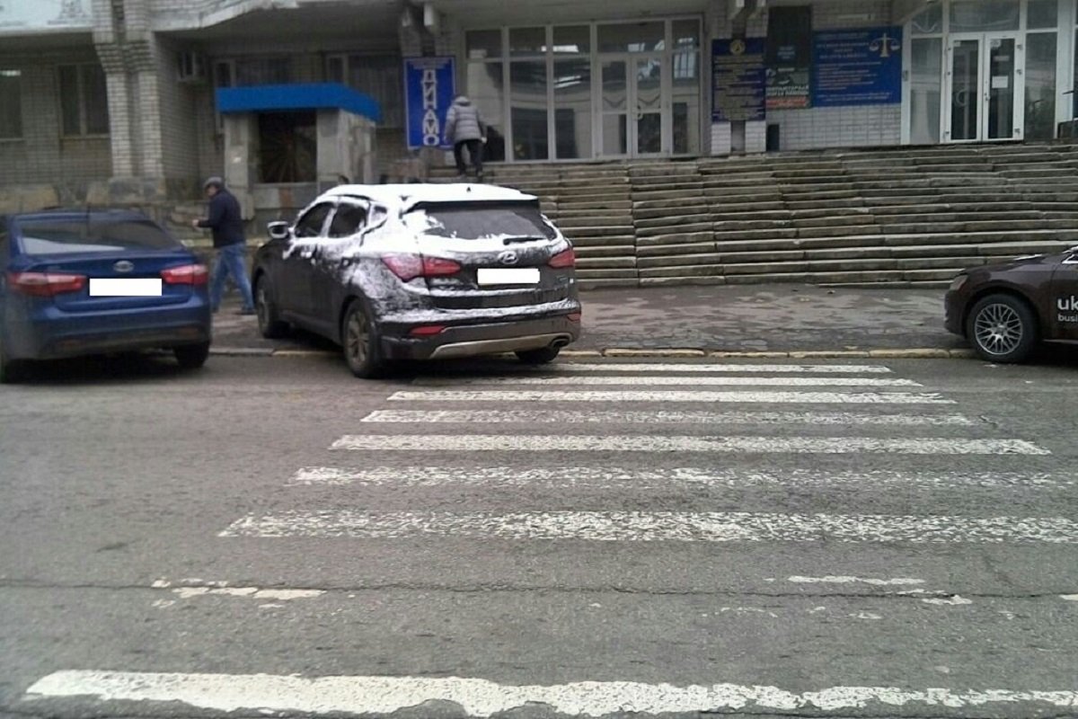 У Дніпрі інспектори пильно слідкують за дотриманням ПДР У Дніпрі інспектори пильно слідкують за дотриманням ПДР