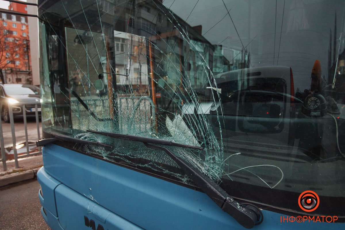 ДТП сталося на Слобожанському проспекті ДТП сталося на Слобожанському проспекті