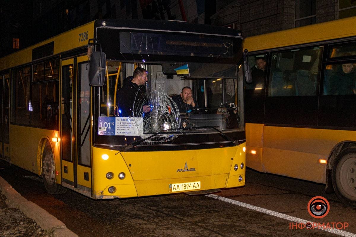 Попередньо, жінка переходила дорогу у недозволеному місці
