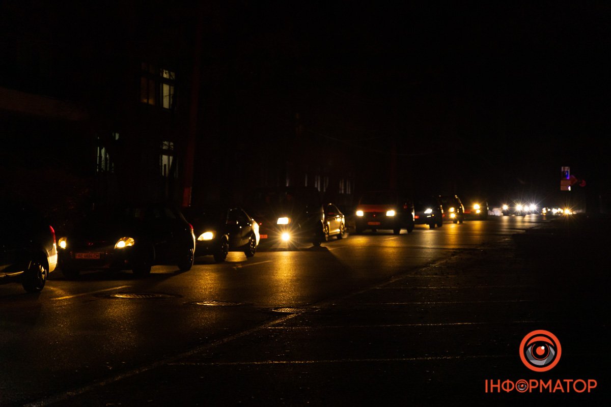 Ворог продовжує підступно атакувати Україну