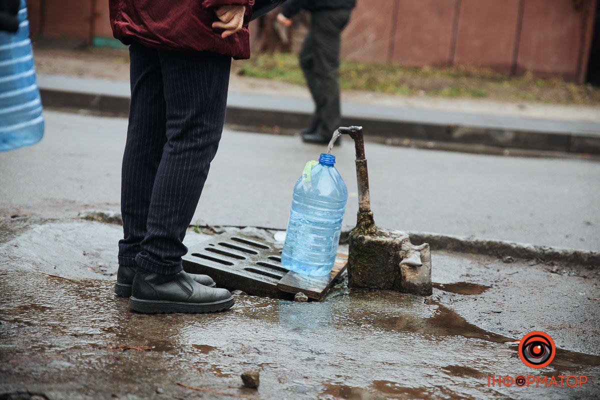 В деяких будинках вже з'являться вода