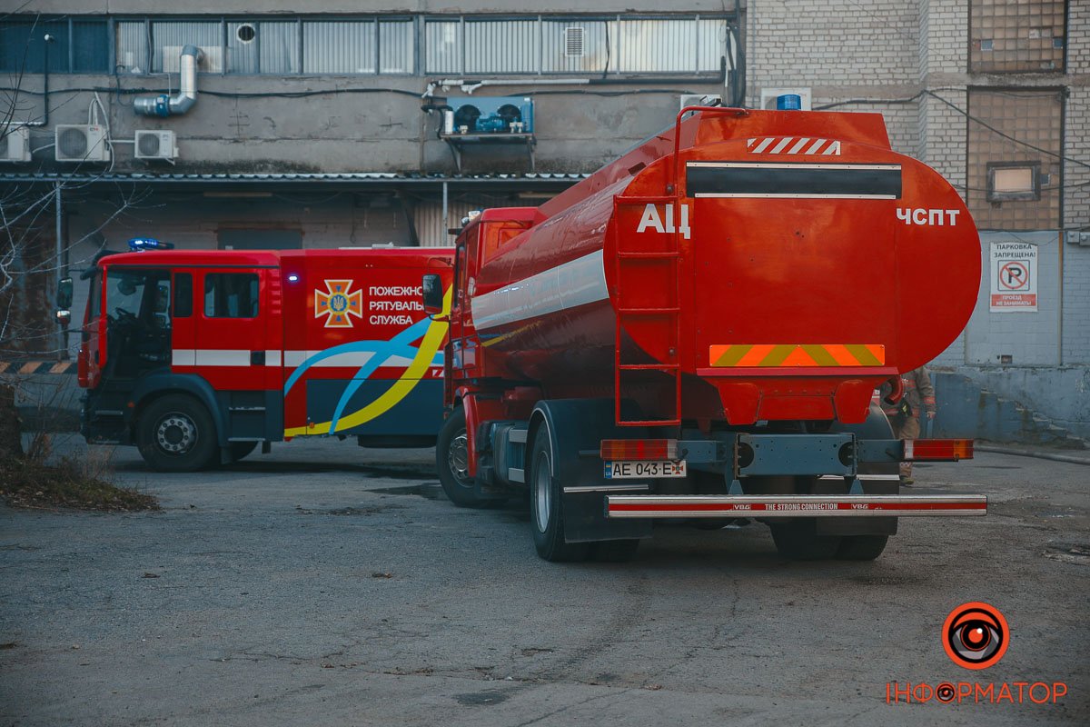 На місці рятувальники На місці рятувальники