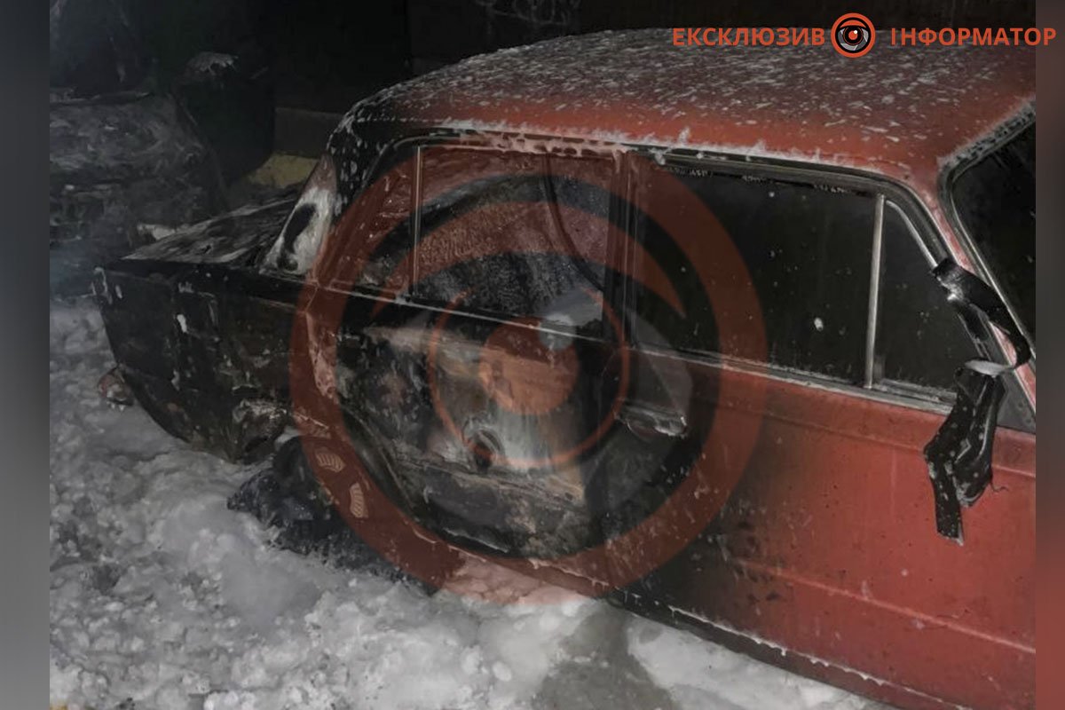 Тут горіли 4 авто Тут горіли 4 авто