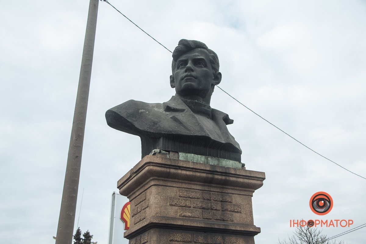 Пам’ятник Олександру Булигіну