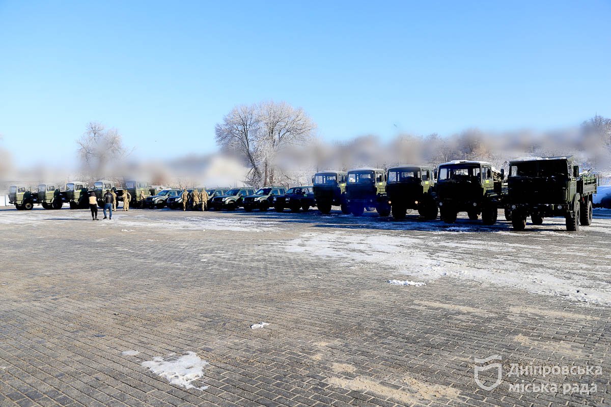 Вантажівки здатні перевозити понад 2 тонни