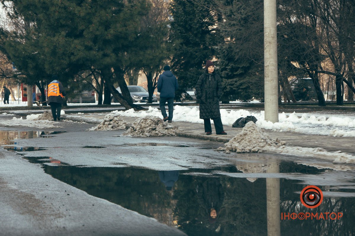 Насолоджуються погодою Насолоджуються погодою