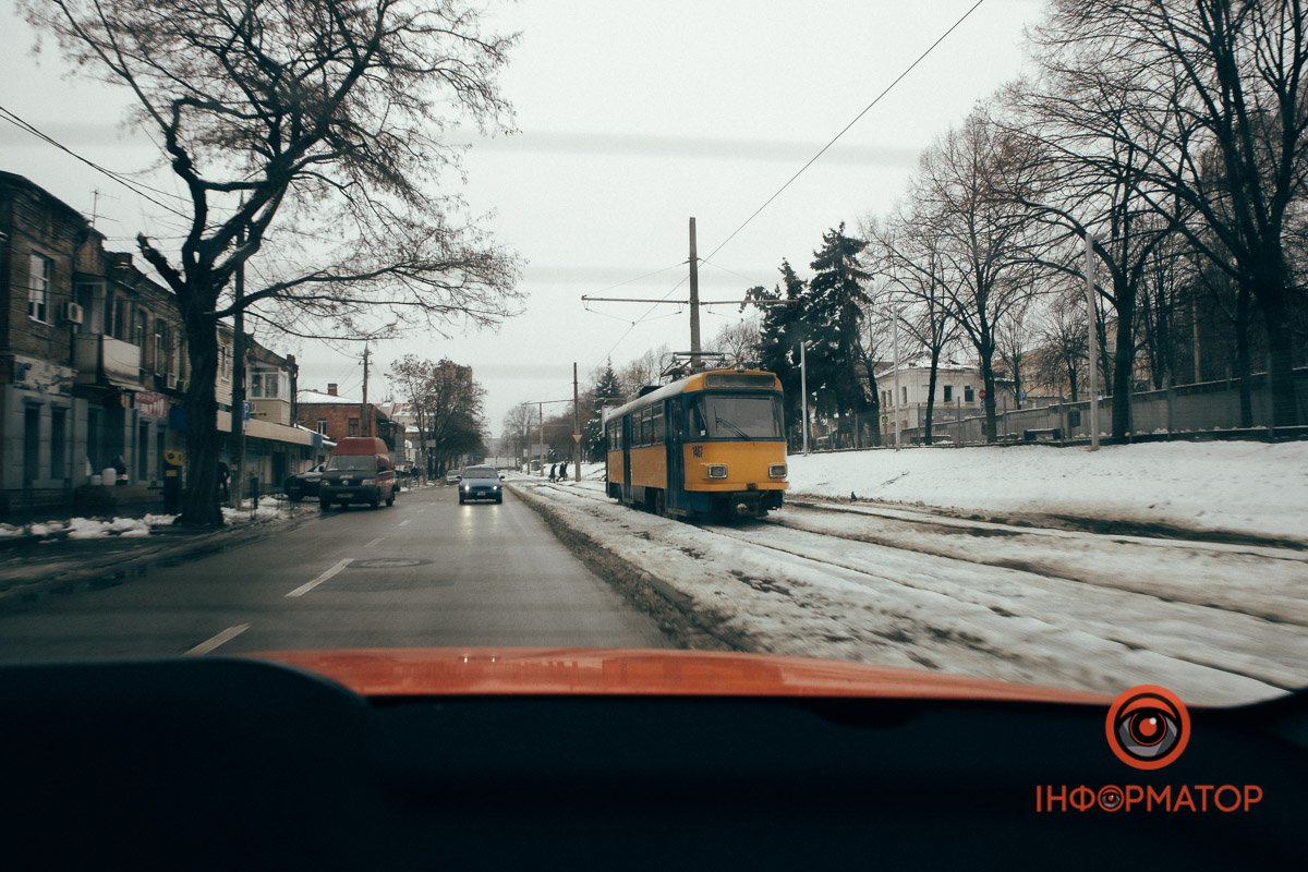 Трамваї також не їздять Трамваї також не їздять