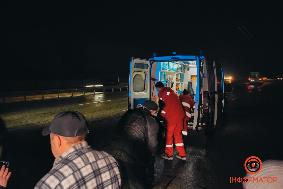 Пешеход получил травмы ног