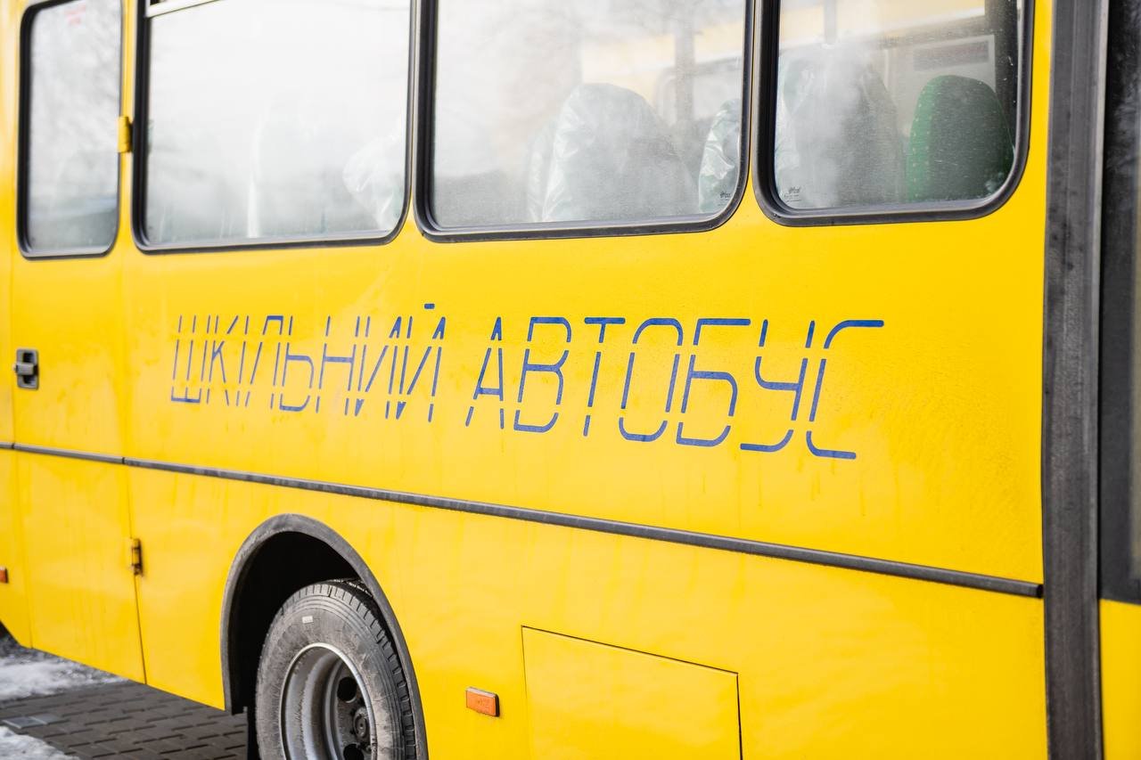 Протягом місяця 46 машин отримали громади