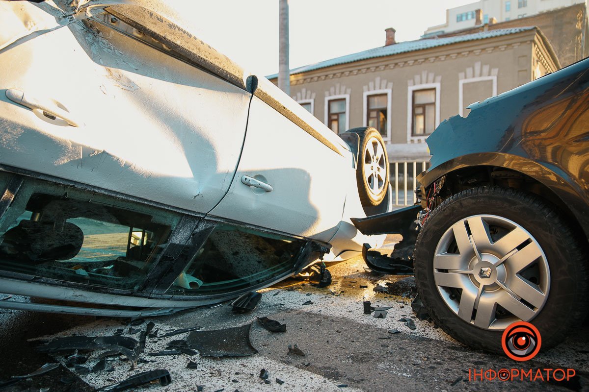 Подробиці з'ясовуються Подробиці з'ясовуються