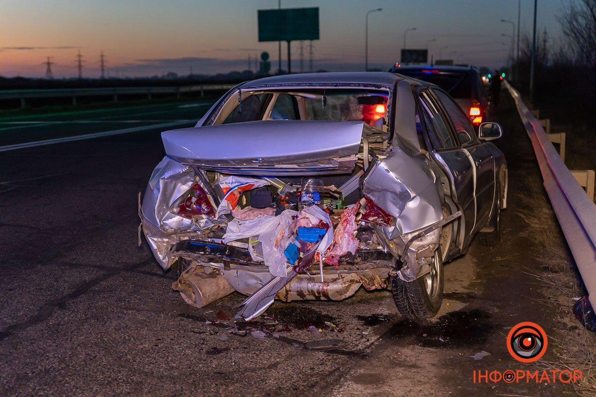 У середу, 21 грудня, на вулиці Аеропортівській, біля віадука, трапилася аварія У середу, 21 грудня, на вулиці Аеропортівській, біля віадука, трапилася аварія
