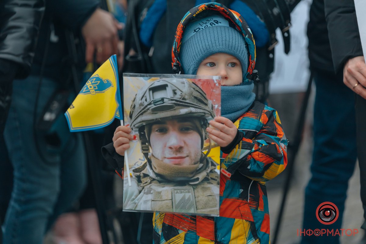 Полонені повинні повернутися додому Полонені повинні повернутися додому