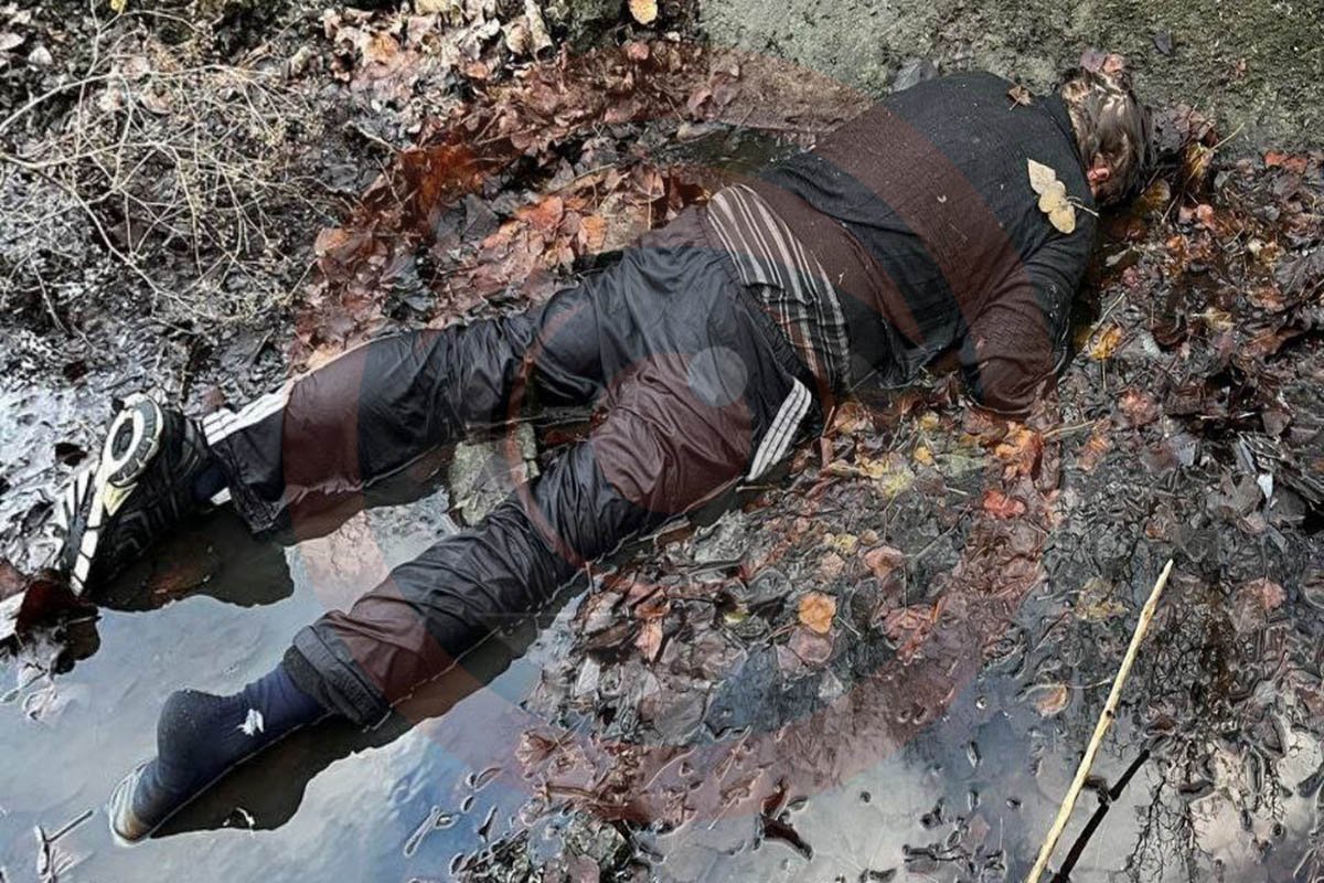 У канаві знайшли тіло чоловіка У канаві знайшли тіло чоловіка