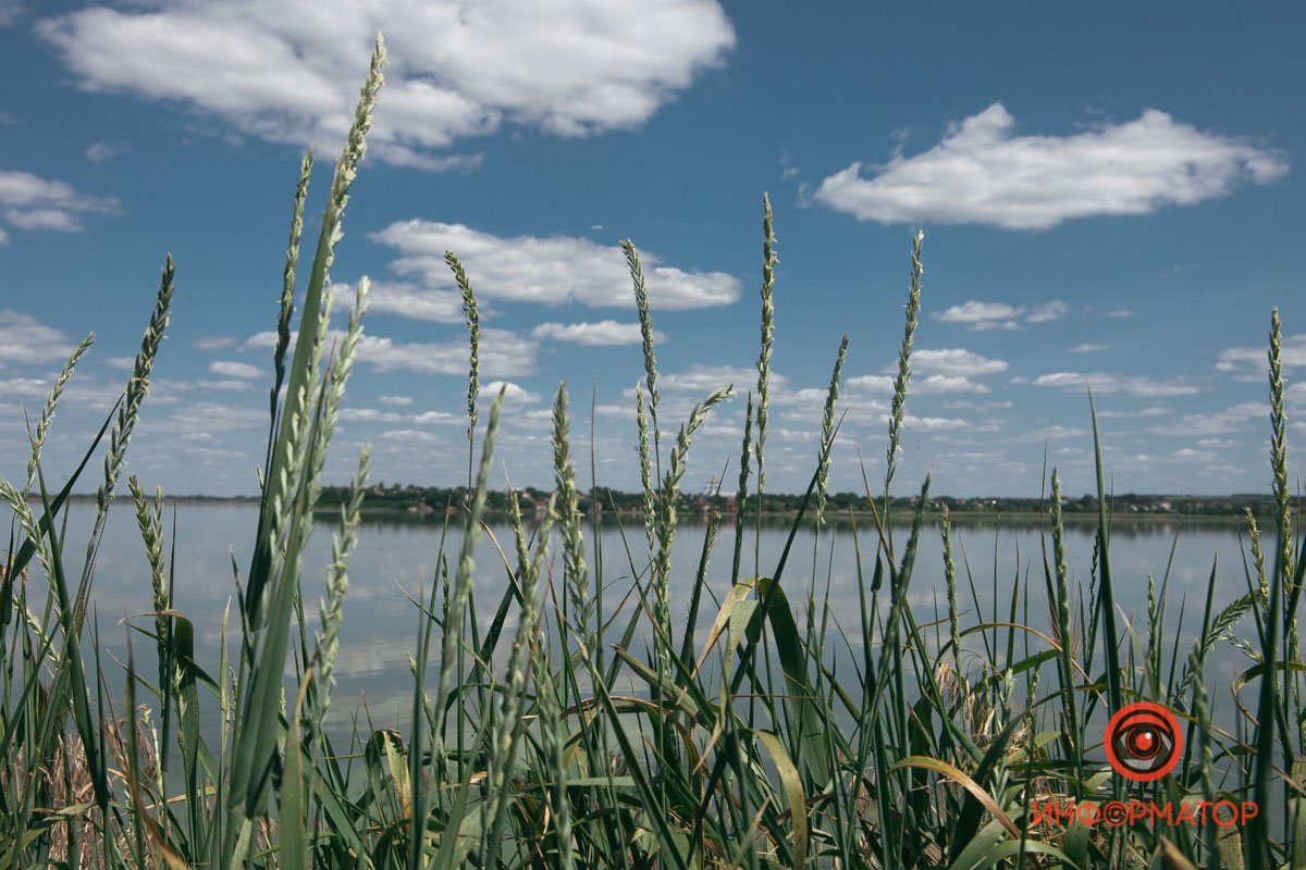 Під хмарами Під хмарами