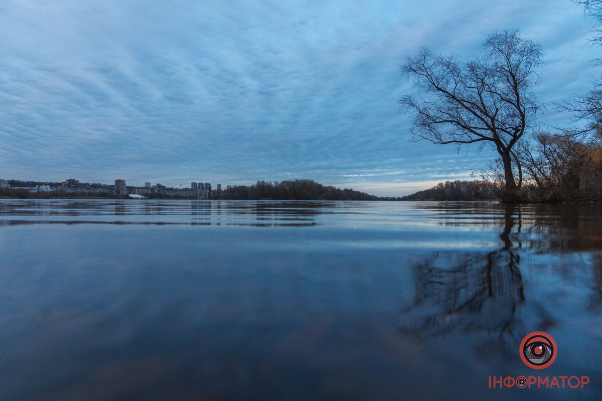 Осінній Дніпро Осінній Дніпро