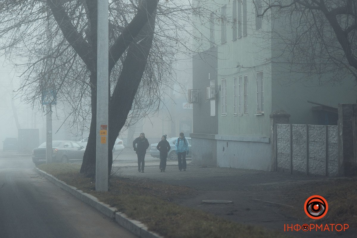 Містяни готуються зустрічати Новий рік Містяни готуються зустрічати Новий рік