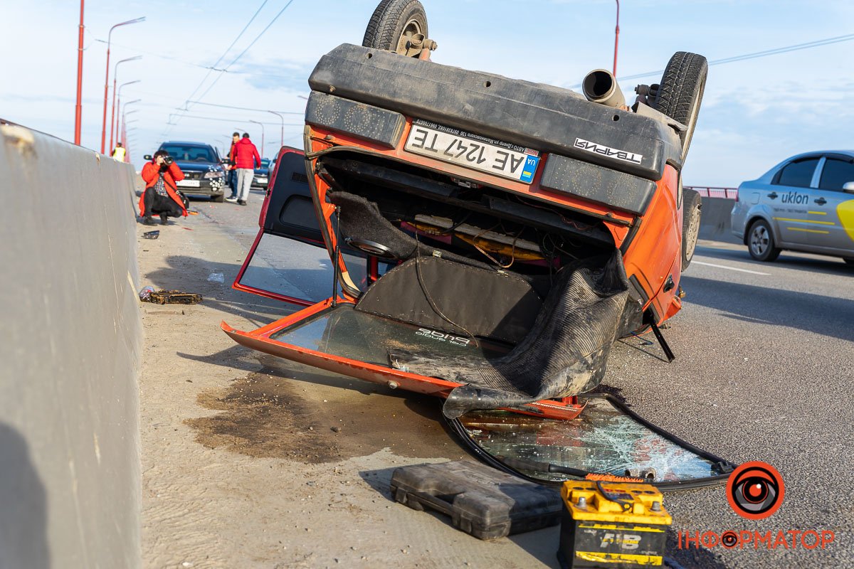 "Таврія" перевернулась
