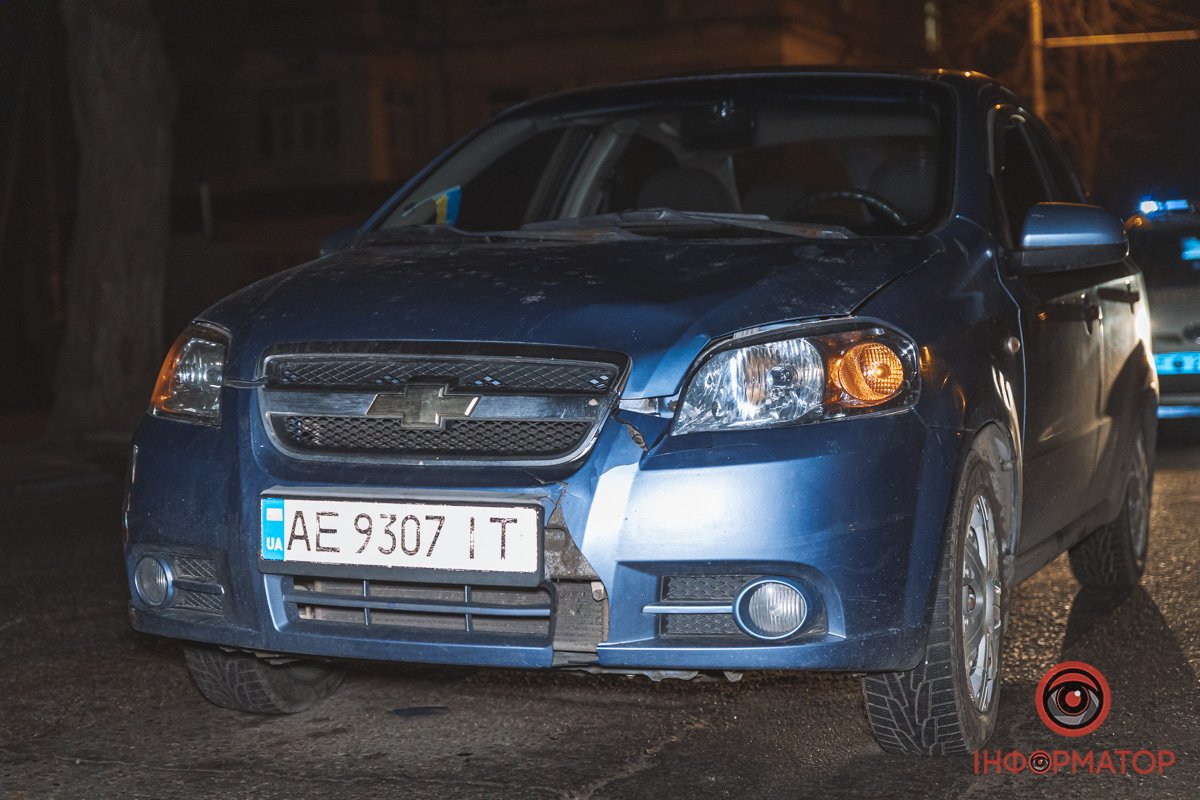 На місці працює слідчий з ДТП На місці працює слідчий з ДТП