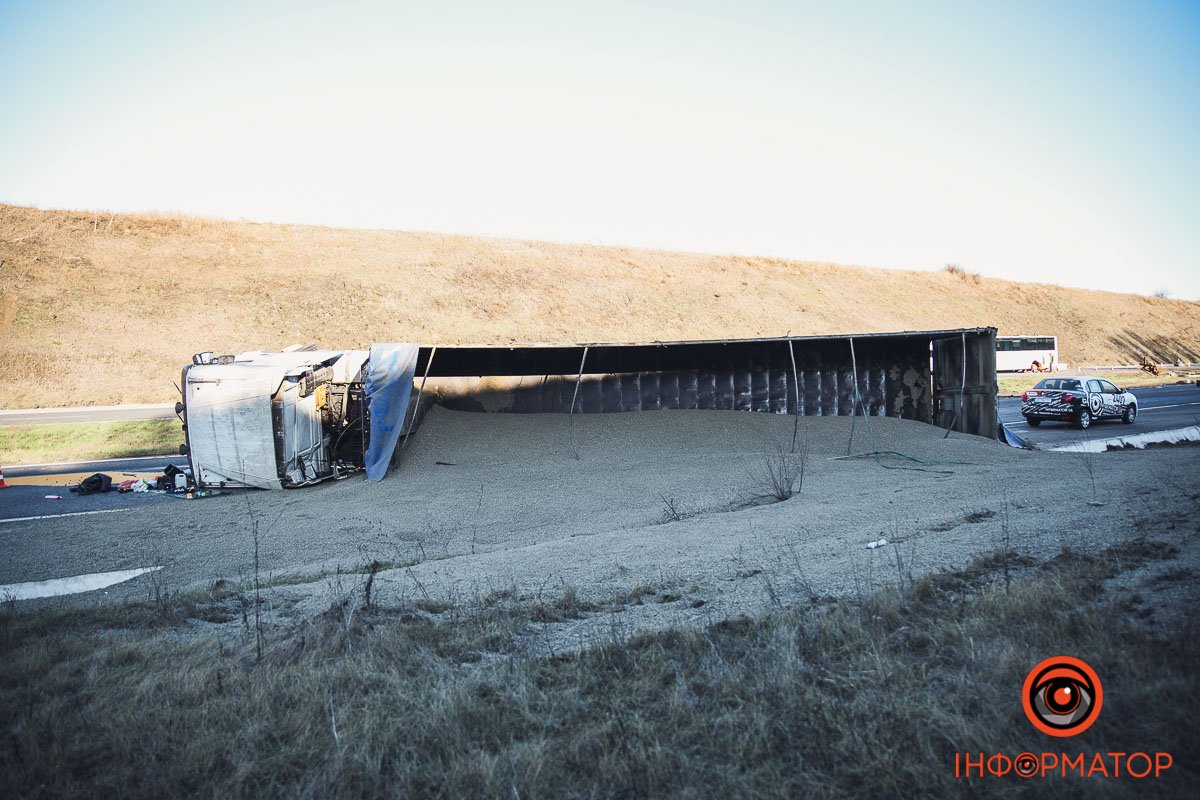 У нього забій ноги та тазу У нього забій ноги та тазу