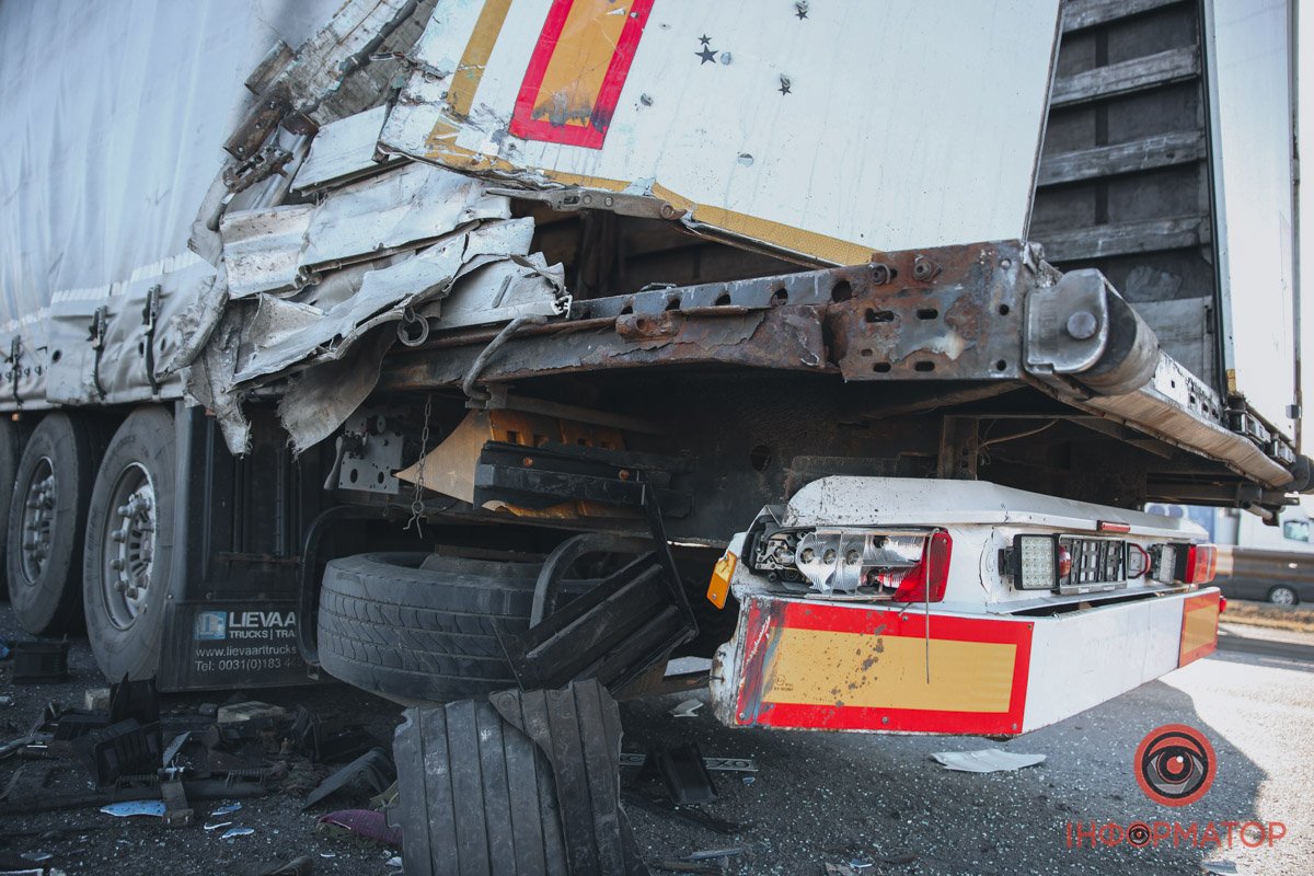 Госпіталізували одного з водіїв