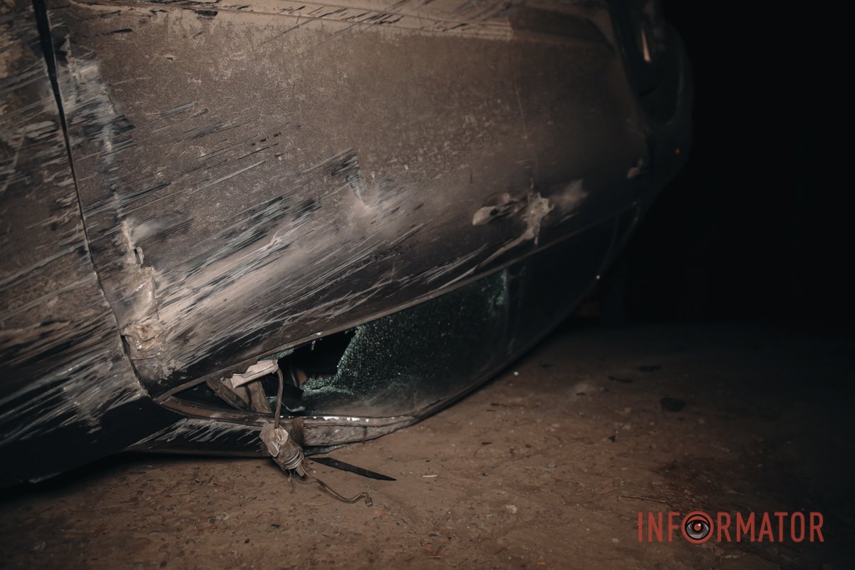 Машина перекинулася