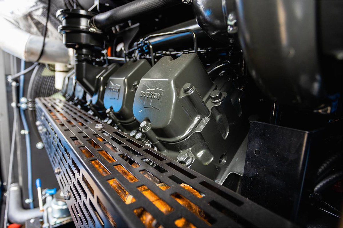 Дніпропетровщина отримала три потужні дизельні генератори