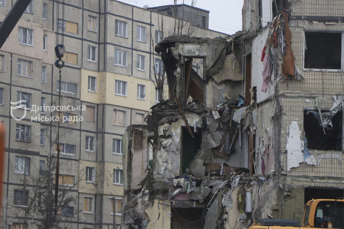 У 14 підʼїздів повернули електро- та теплопостачання