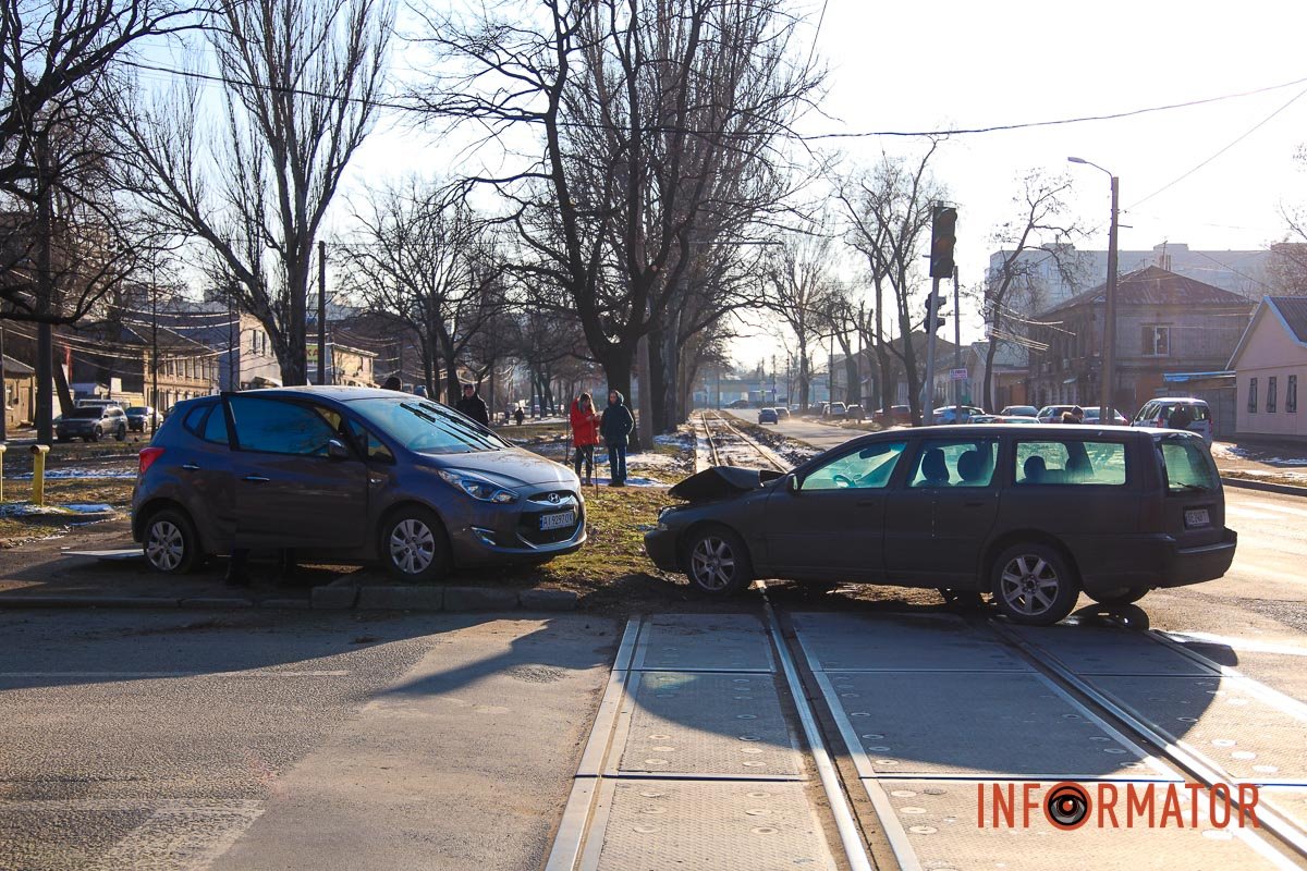 Водії, будьте уважні на дорозі Водії, будьте уважні на дорозі