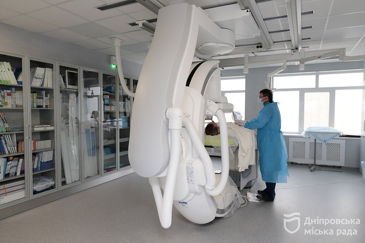 Для однієї з найбільших лікарень Дніпра місто придбало сучасний апарат