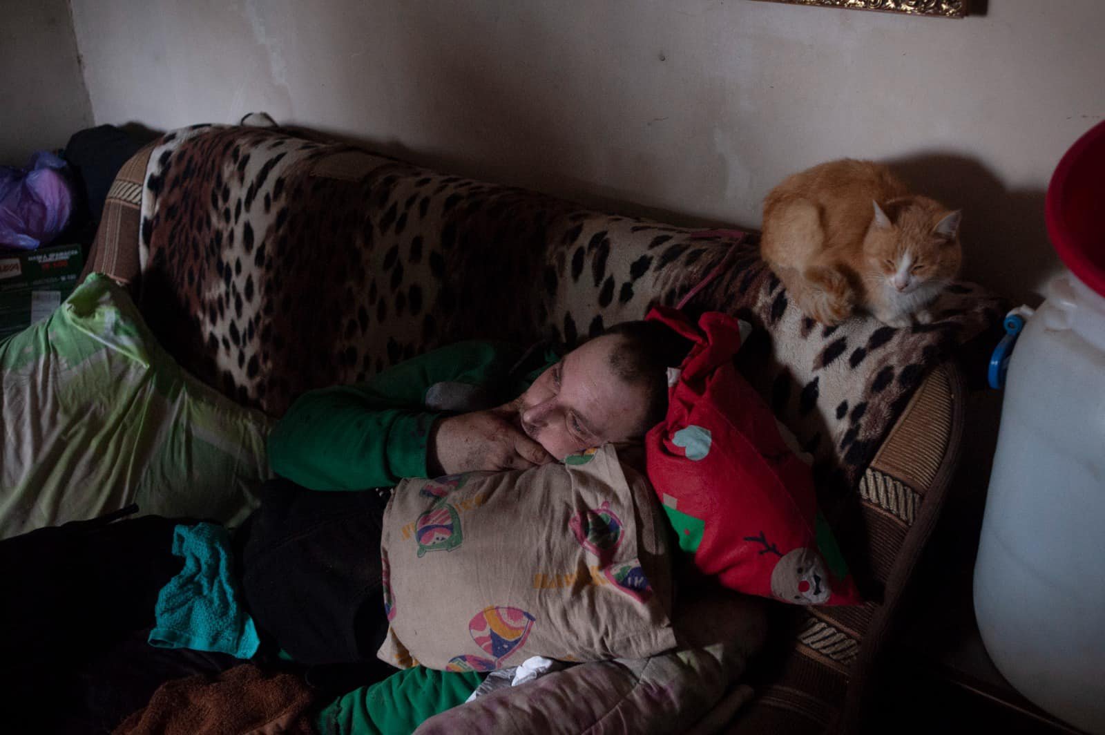 Чоловіку вибухом відірвало кисть і розтрощило ногу