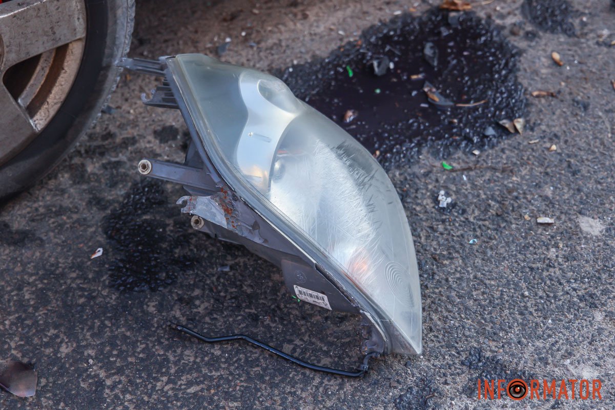 Усі обставини події з'ясовуються Усі обставини події з'ясовуються