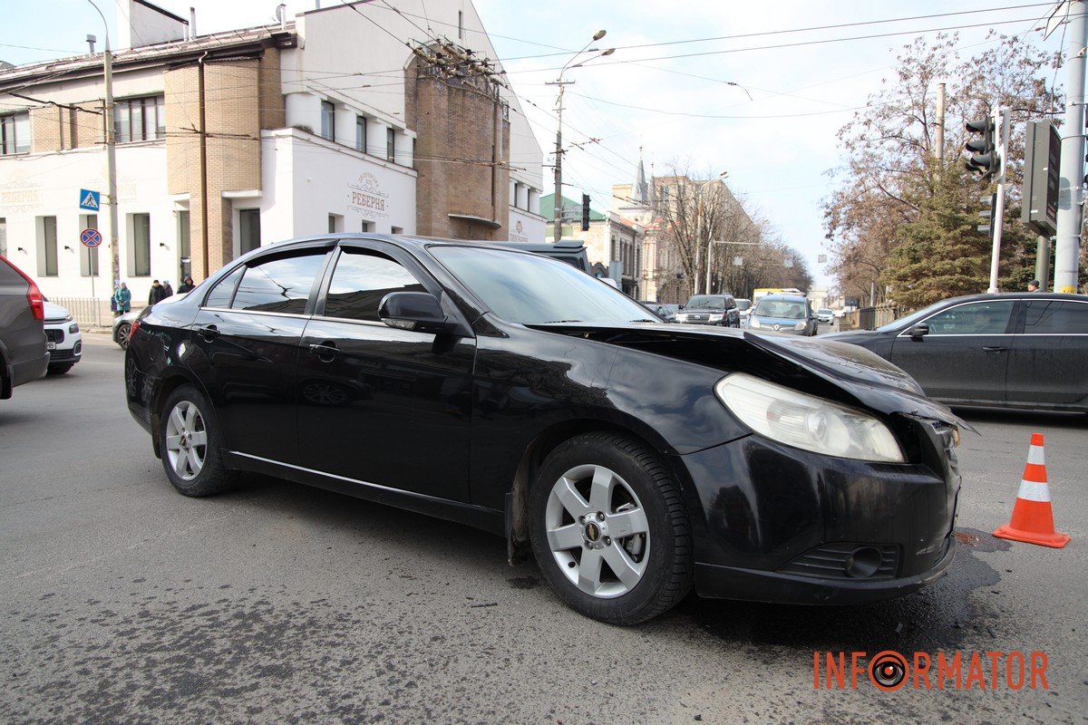 Chevrolet їхав по Андрія Фабра Chevrolet їхав по Андрія Фабра