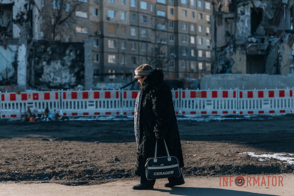 Життя триває Життя триває