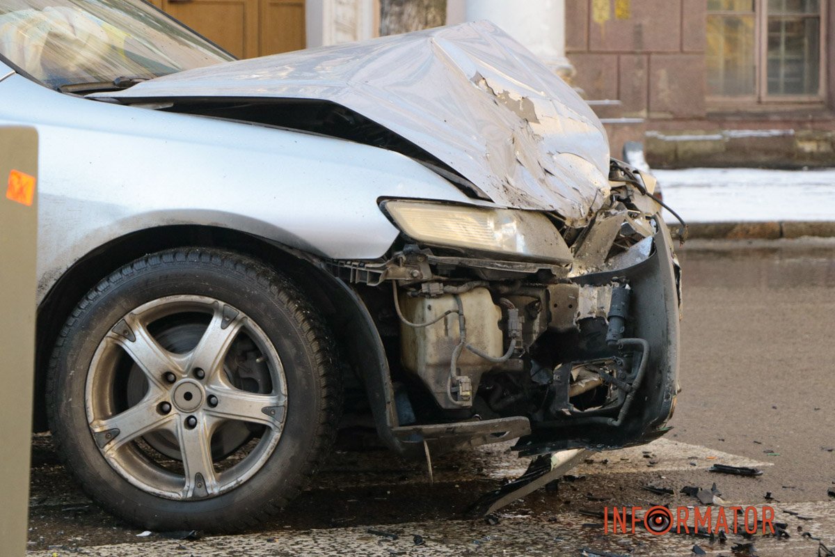 За попередньою інформацією, Hyundai рухався вулицею Старакозацькою у напрямку вулиці Бандери За попередньою інформацією, Hyundai рухався вулицею Старакозацькою у напрямку вулиці Бандери