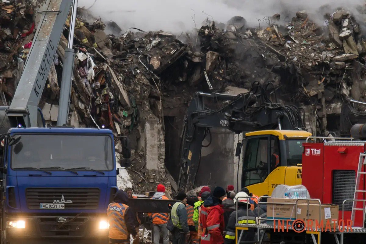 Аби розуміти масштаби - так виглядав будинок на 2 доби післі руйнування