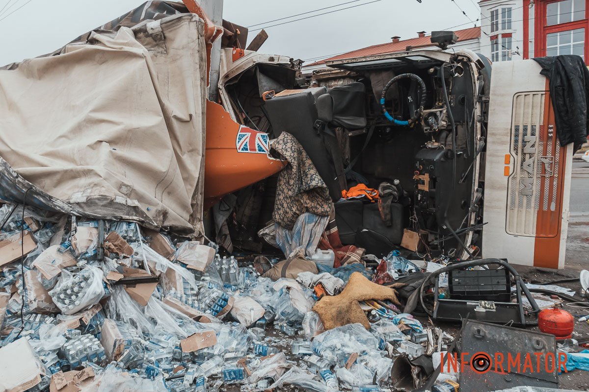 За попередньою інформацією, у водія відмовили гальма За попередньою інформацією, у водія відмовили гальма