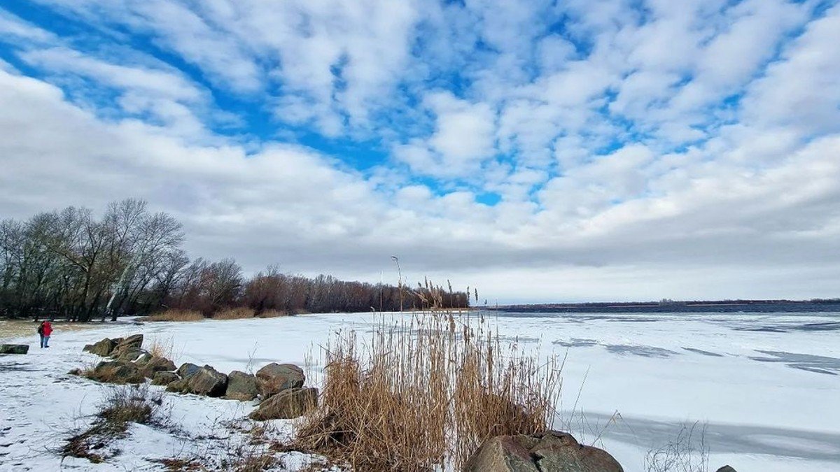 Если бы у Днепра был Instagram: подборка завораживающих фотографий зимнего города