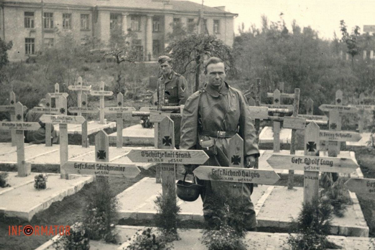 Судячи з усього цвинтар доходив аж до проспекту