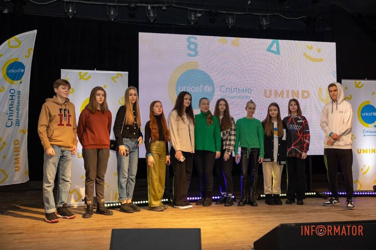 Така ж лекція чекає на учнів шкіл Павлограду та Кам’янського Така ж лекція чекає на учнів шкіл Павлограду та Кам’янського