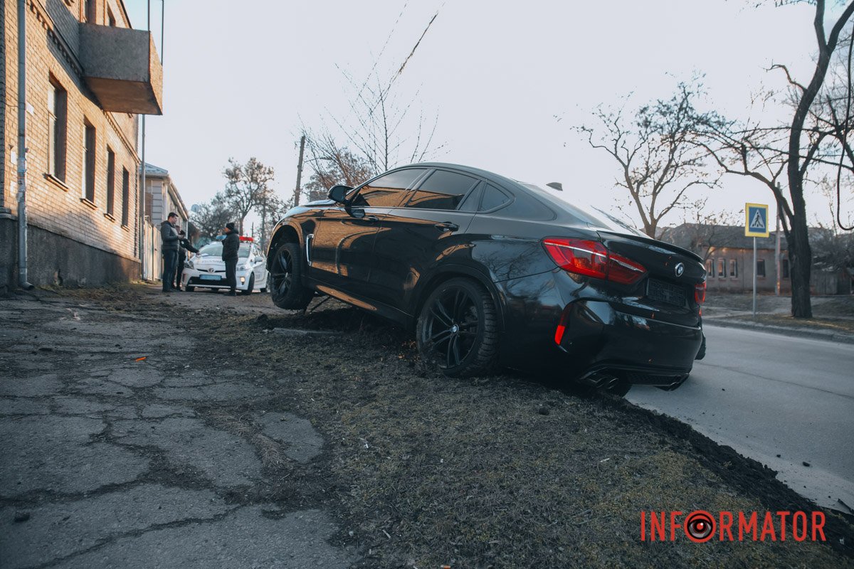 На місці ДТП працює поліція На місці ДТП працює поліція